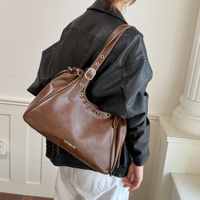 Kadınlar İçin Vintage Tarzı Ko - Luxury Bags Vegan incelemesi ve fiyatı