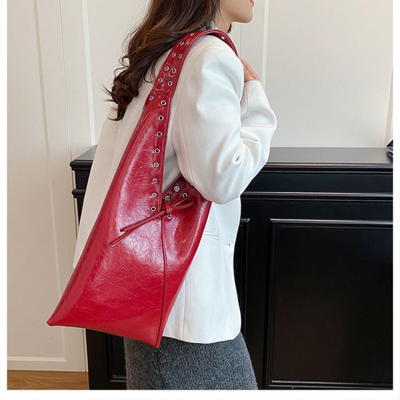 Fransız Hafif Lüks Kova Çantal - Luxury Bags Amazon incelemesi ve fiyatı