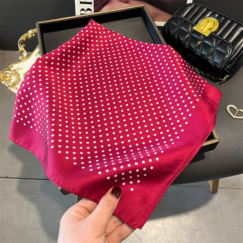 Lüks yeni baskılı atkılar kadı - Luxury Bags China incelemesi ve fiyatı