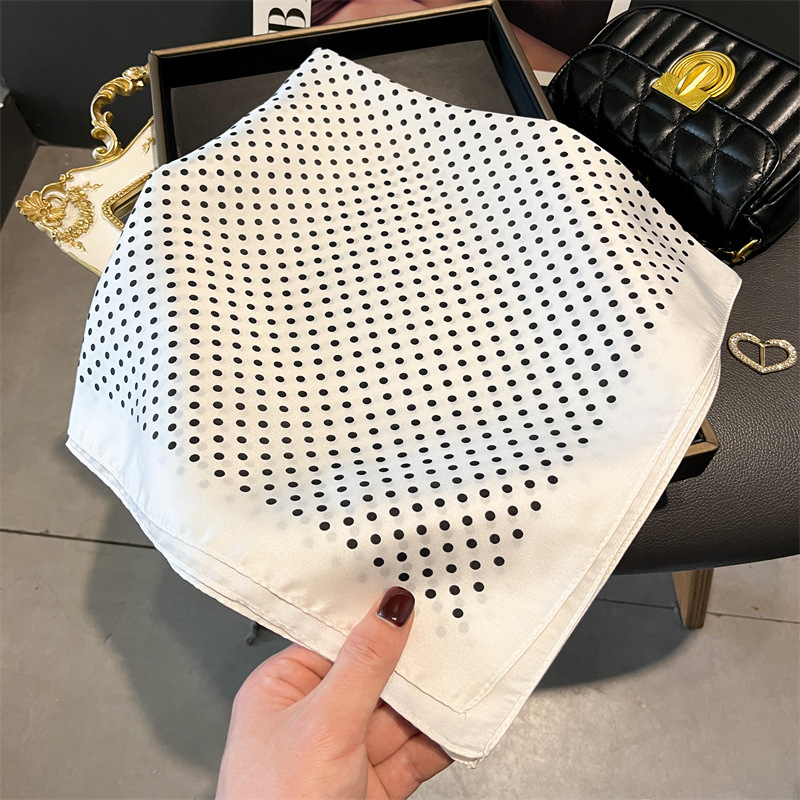 Lüks yeni baskılı atkılar kadı - Luxury Bags China incelemesi ve fiyatı